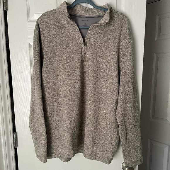Van Heusen Other - Van Heusen 1/4 zip pull over